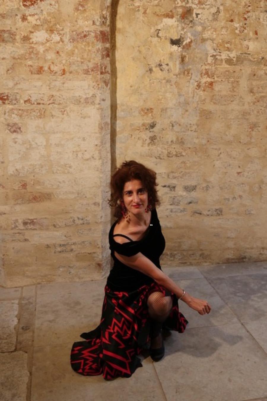 Amira